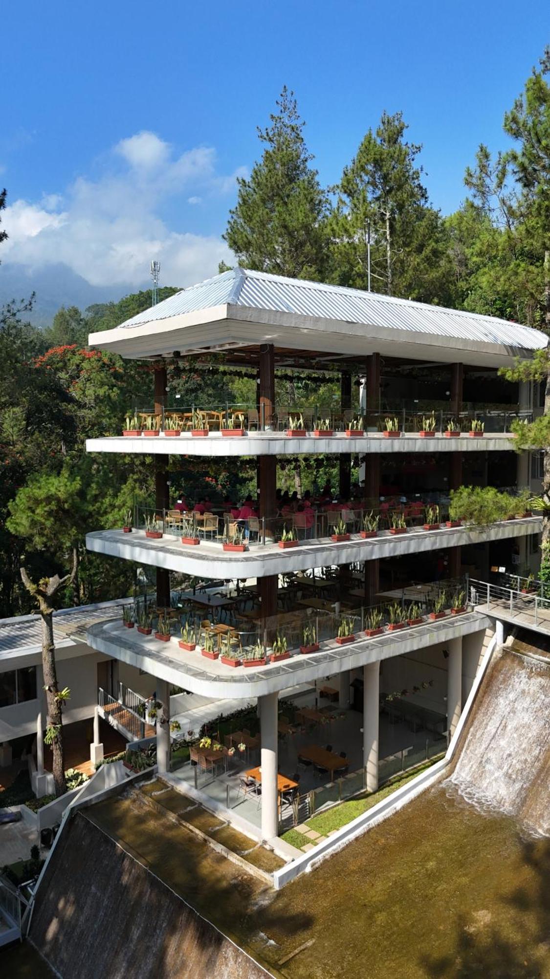 Heha Waterfall Suites & Camping Ground Paragajen Exterior photo